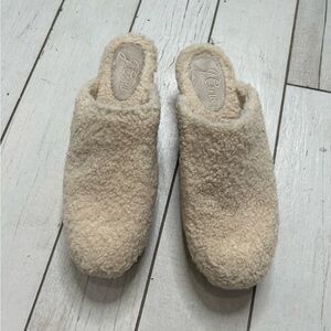 J.Crew Women’s Clogs Ivory Shearling Faux Fur Studded Trim Wood Sole Cozychic 9